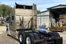 2011 VOLVO VNL64T730 full