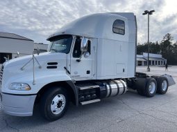2015 Mack Pinnacle CXU613 full