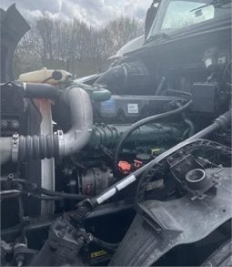 2013 VOLVO VNL64T780 & 2008 Wabash 53′ full