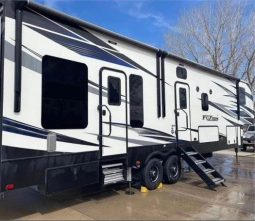 2019 KEYSTONE RV CO FUZION 369 full