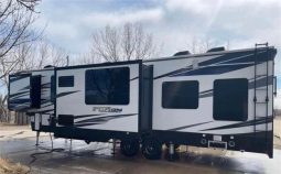 2019 KEYSTONE RV CO FUZION 369 full