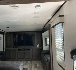 2020 HEARTLAND MILESTONE 379FLML full