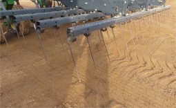 2011 JOHN DEERE 2210 full