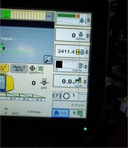 2011 JOHN DEERE 4730 full