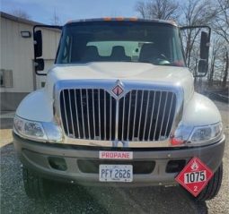 2002 International DuraStar 4300  “Propane Tanker” full