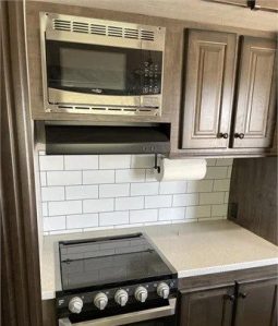 2020 HEARTLAND MILESTONE 379FLML full