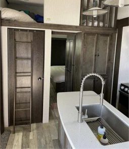 2020 HEARTLAND MILESTONE 379FLML full