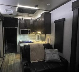 2020 DUTCHMEN VOLTAGE 4195 full