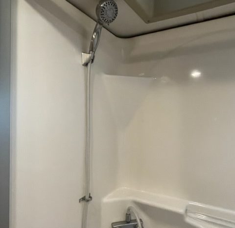 2014 TIFFIN ALLEGRO BREEZE 32BR full