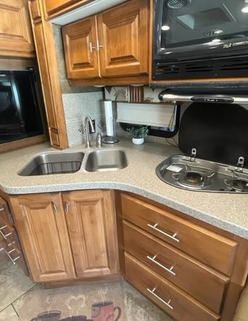 2014 TIFFIN ALLEGRO BREEZE 32BR full