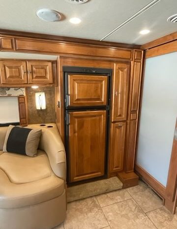 2014 TIFFIN ALLEGRO BREEZE 32BR full