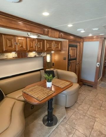 2014 TIFFIN ALLEGRO BREEZE 32BR full
