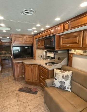 2014 TIFFIN ALLEGRO BREEZE 32BR full