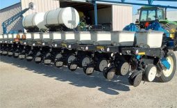 2004 KINZE 3700 full
