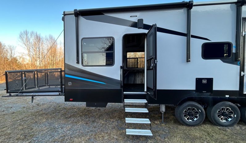 2024 Heartland & 2017 Ram 3500 Laramie DRW full