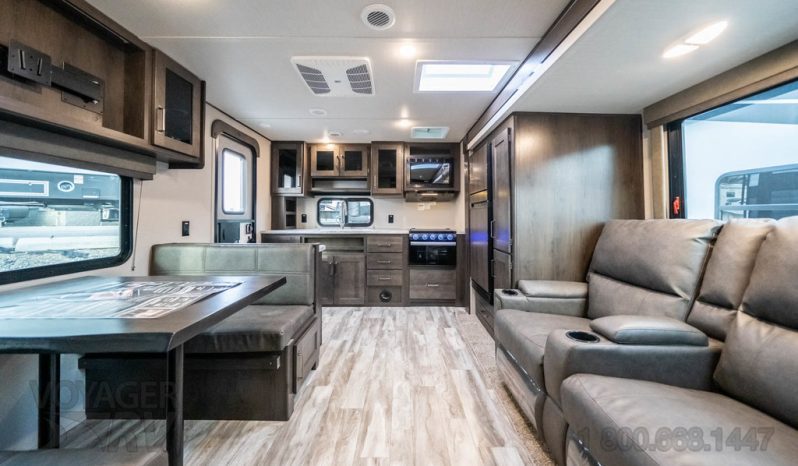 2023 GRAND DESIGN TRANSCEND XPLOR 231RK & 2017 Dodge Ram full