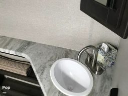 2023 GRAND DESIGN TRANSCEND XPLOR 231RK & 2017 Dodge Ram full