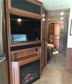 2015 FLEETWOOD BOUNDER 35K full