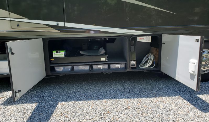 2014 Winnebago Tour 42 QD, full