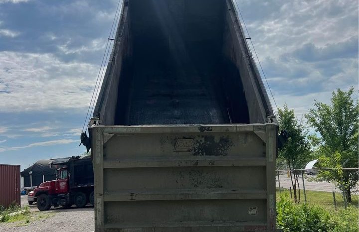 1996 International Eagle 9200 full