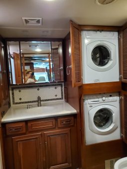 2014 Winnebago Tour 42 QD, full