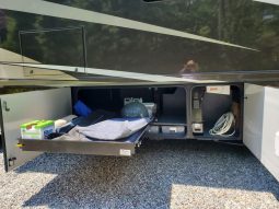 2014 Winnebago Tour 42 QD, full
