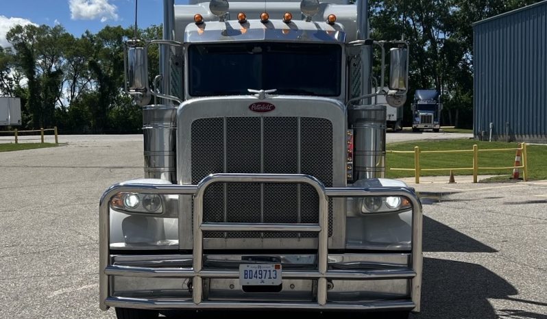 2019 Peterbilt 389 with 2024 Utility Trailer full