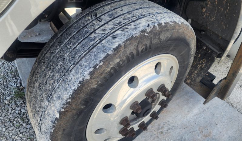 2016 peterbilt 348 car hauler full