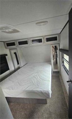 2021 KEYSTONE RV CO SPRINTER CAMPFIRE 32FWBH full