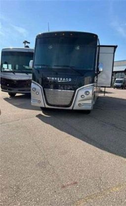 2022 WINNEBAGO ADVENTURER 35F full