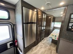 2021 Admiral by Holiday Rambler full