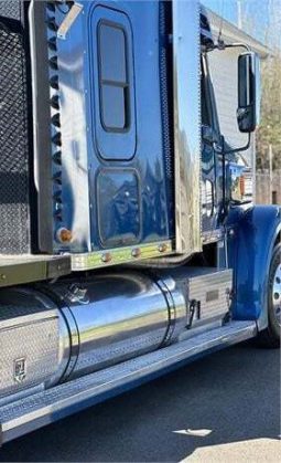 2011 FREIGHTLINER CORONADO 132 full