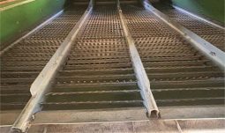 2015 JOHN DEERE S670 full