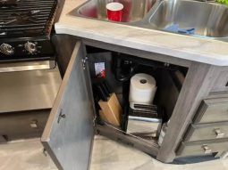 2021 Admiral by Holiday Rambler full