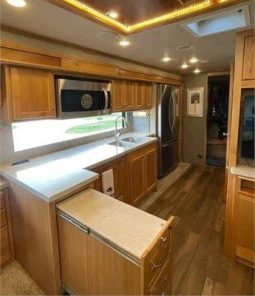 2022 TIFFIN ALLEGRO RED 37PA full