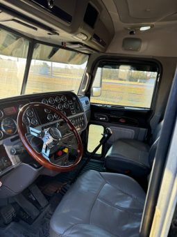 2015 Peterbilt 389 ” Caterpillar Engine” “True Glider” full