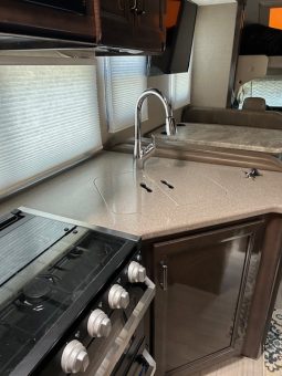 2020 Thor Quantum RW28 full