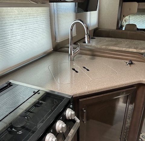 2020 Thor Quantum RW28 full