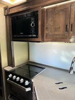 2020 Thor Quantum RW28 full