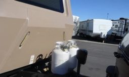 2017 FOREST RIVER ROCKWOOD ULTRA LITE 2703WS full