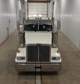 2022 WESTERN STAR 4900EX
