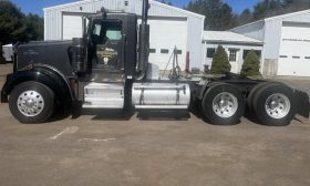 2007 Kenworth W900L