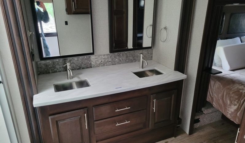 2020 JAYCO NORTH POINT 381DLQS full