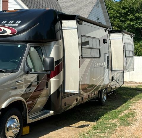 2018 Coachmen, Concord, Class C 300TS Motorhome. full