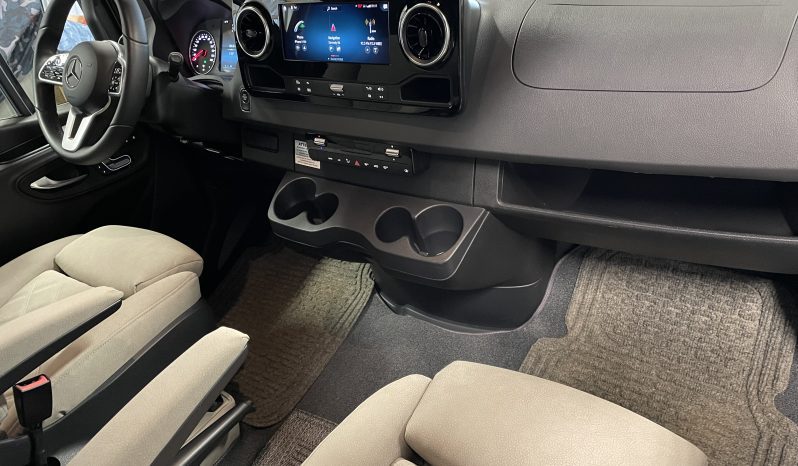 2025 COACHMEN GALLERIA LI3 24A full