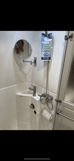 2025 COACHMEN GALLERIA LI3 24A full