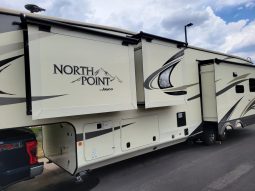 2020 JAYCO NORTH POINT 381DLQS full