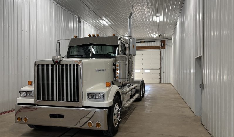 2022 WESTERN STAR 4900EX full