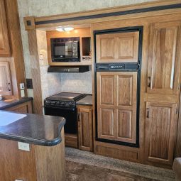 2011 KEYSTONE RV CO MONTANA MOUNTAINEER 291RLT full