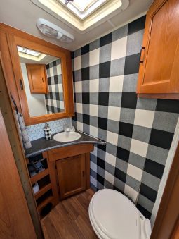 2012 COACHMEN FREELANDER 26QB full